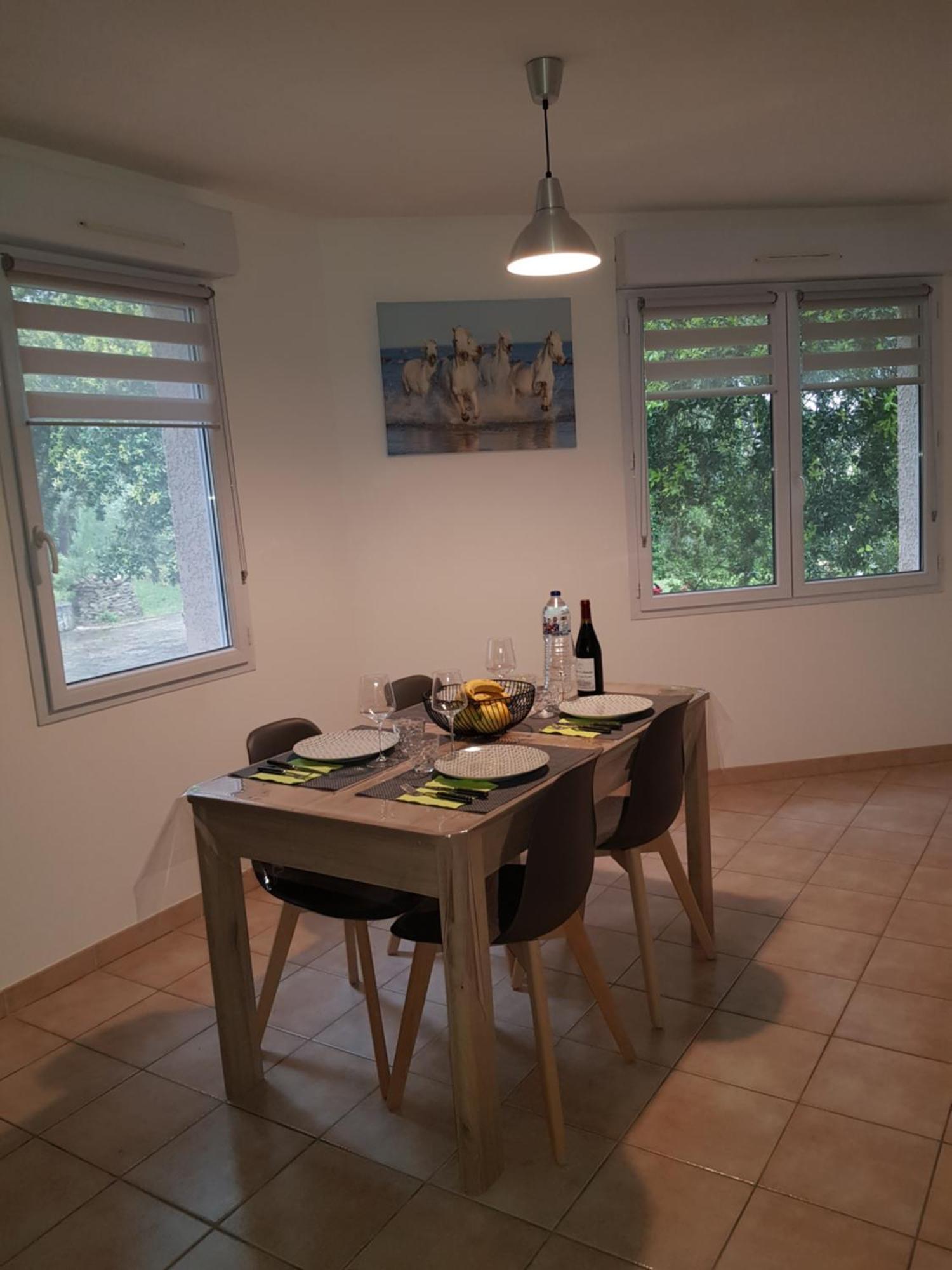 Maison Au Calme Castillon-du-Gard Extérieur photo