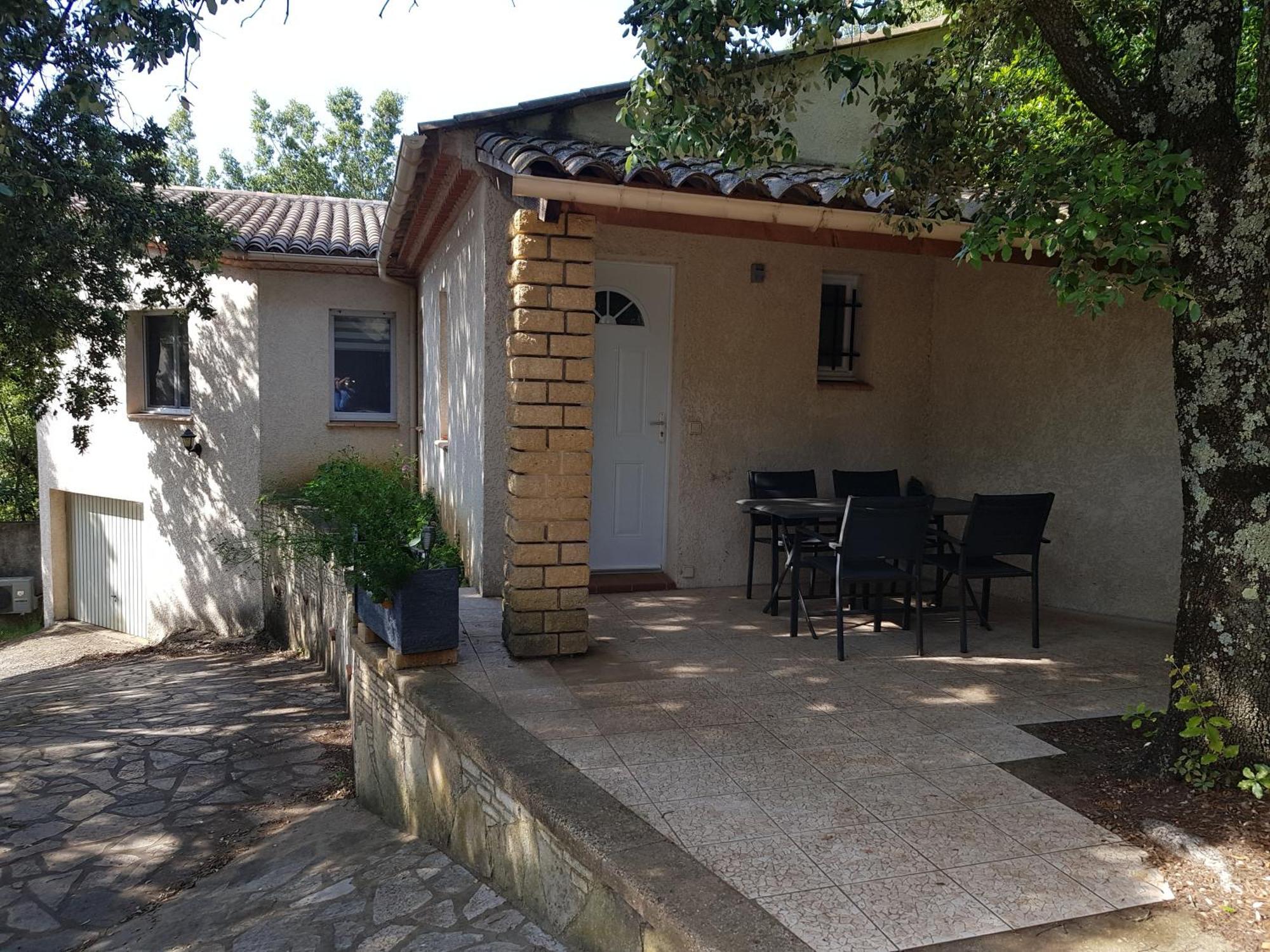 Maison Au Calme Castillon-du-Gard Extérieur photo
